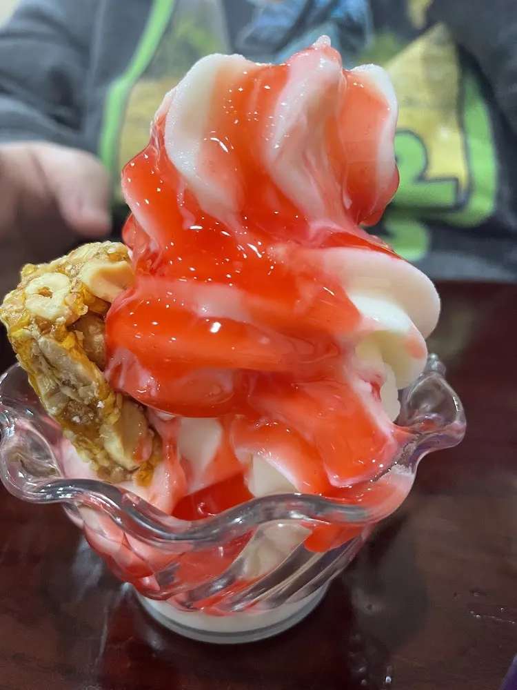 Strawberry Sundae